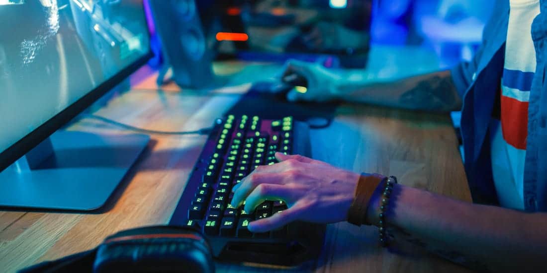 Top 10 Best Gaming Computers Under 500 Reviewed in 2024